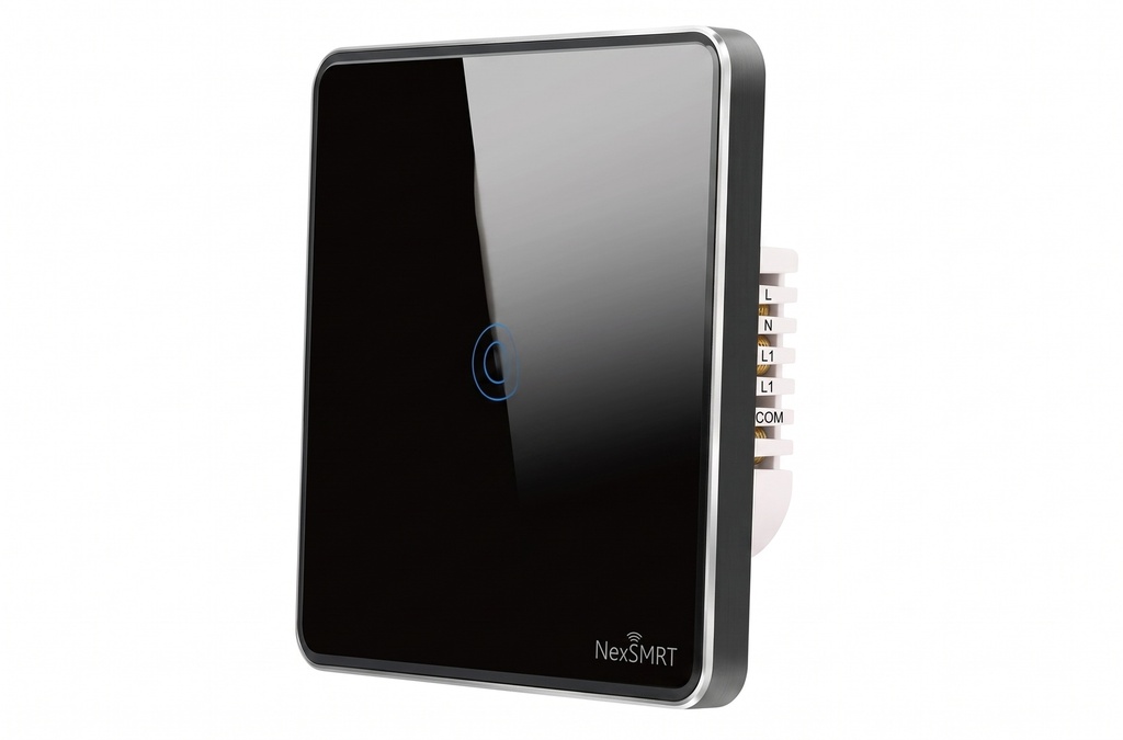 Zigbee high-power smart wall switch with 40 amp relay and N and L connection, suitable for controlling air conditioners and heaters, with a stylish design of black glass and black PC frame.